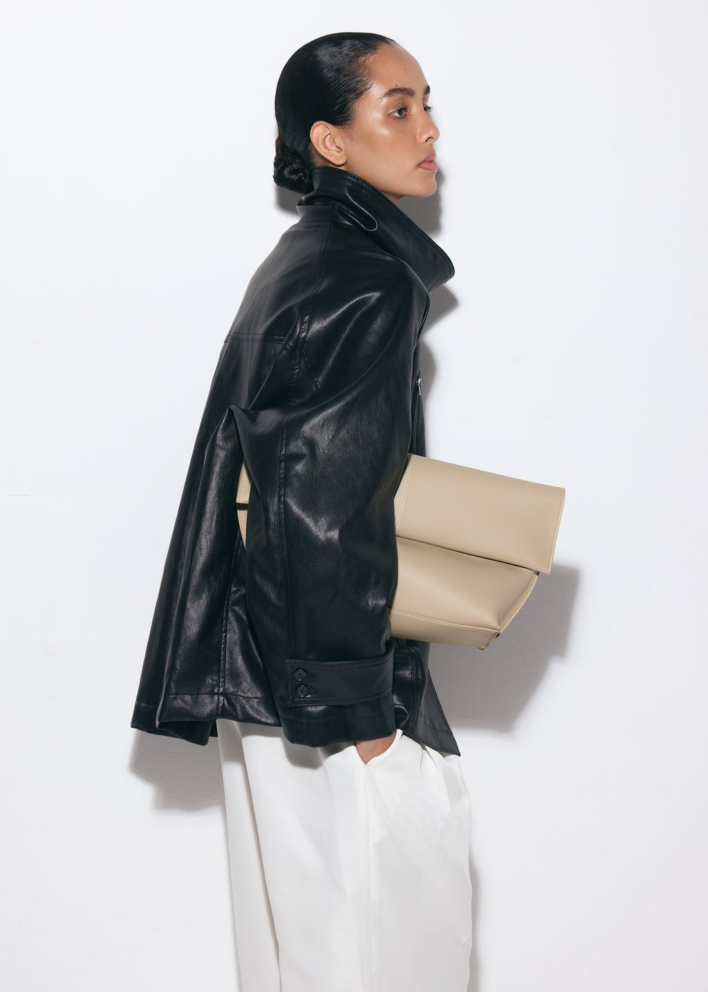 Seamed Clutch Sand
